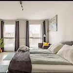 Avett Cosy Apartments